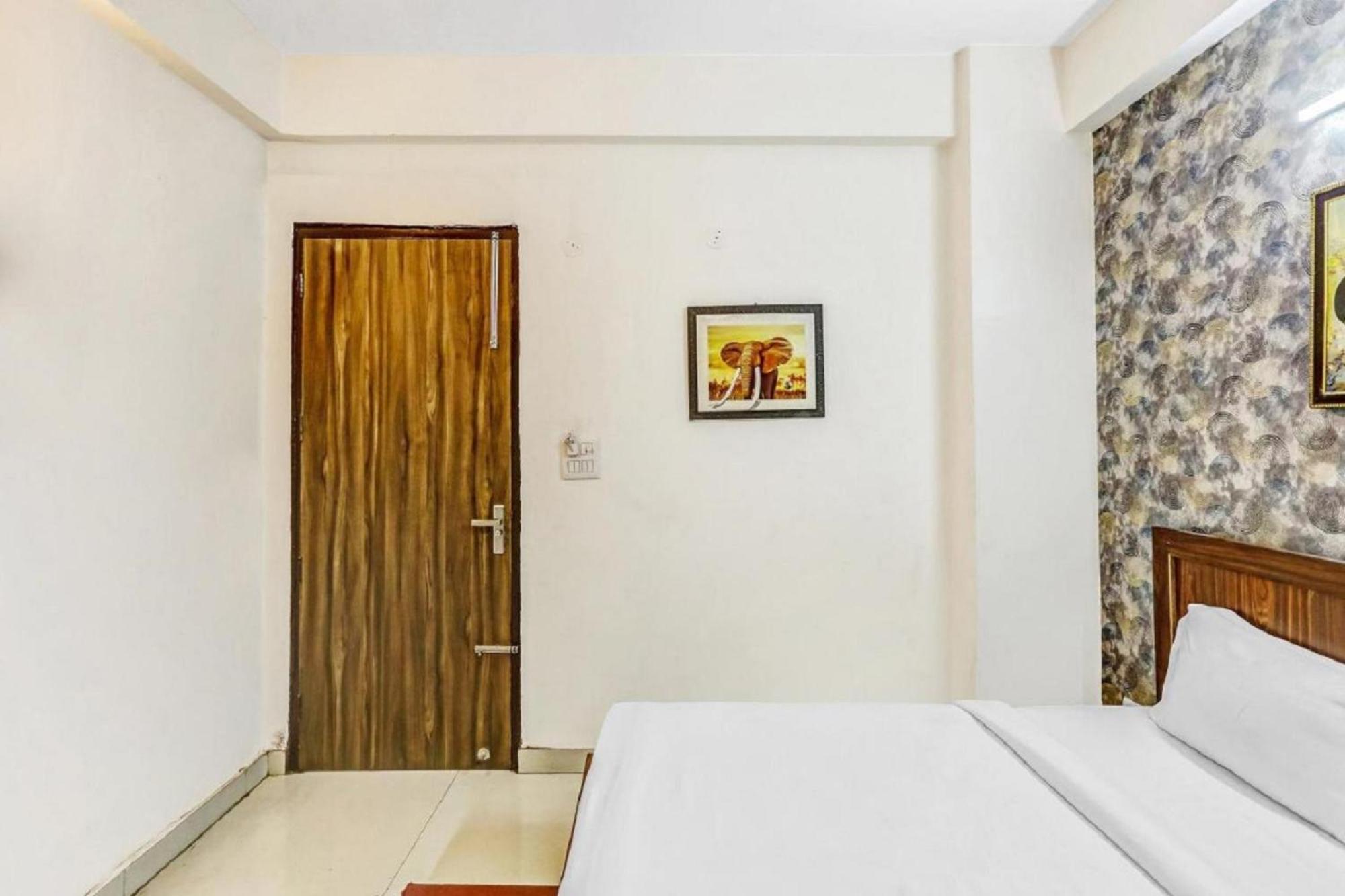Hotel Noida Continental المظهر الخارجي الصورة
