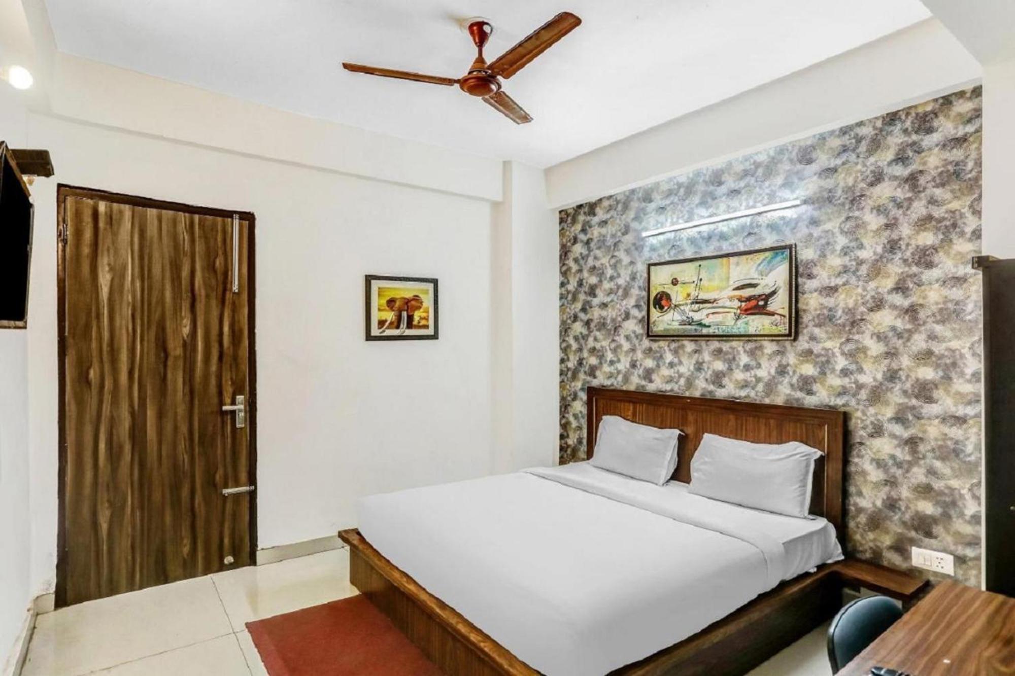 Hotel Noida Continental المظهر الخارجي الصورة