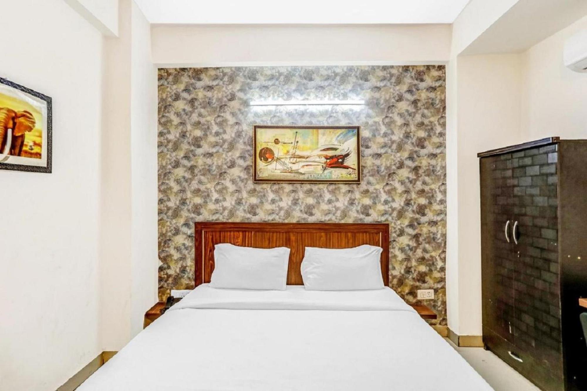 Hotel Noida Continental المظهر الخارجي الصورة